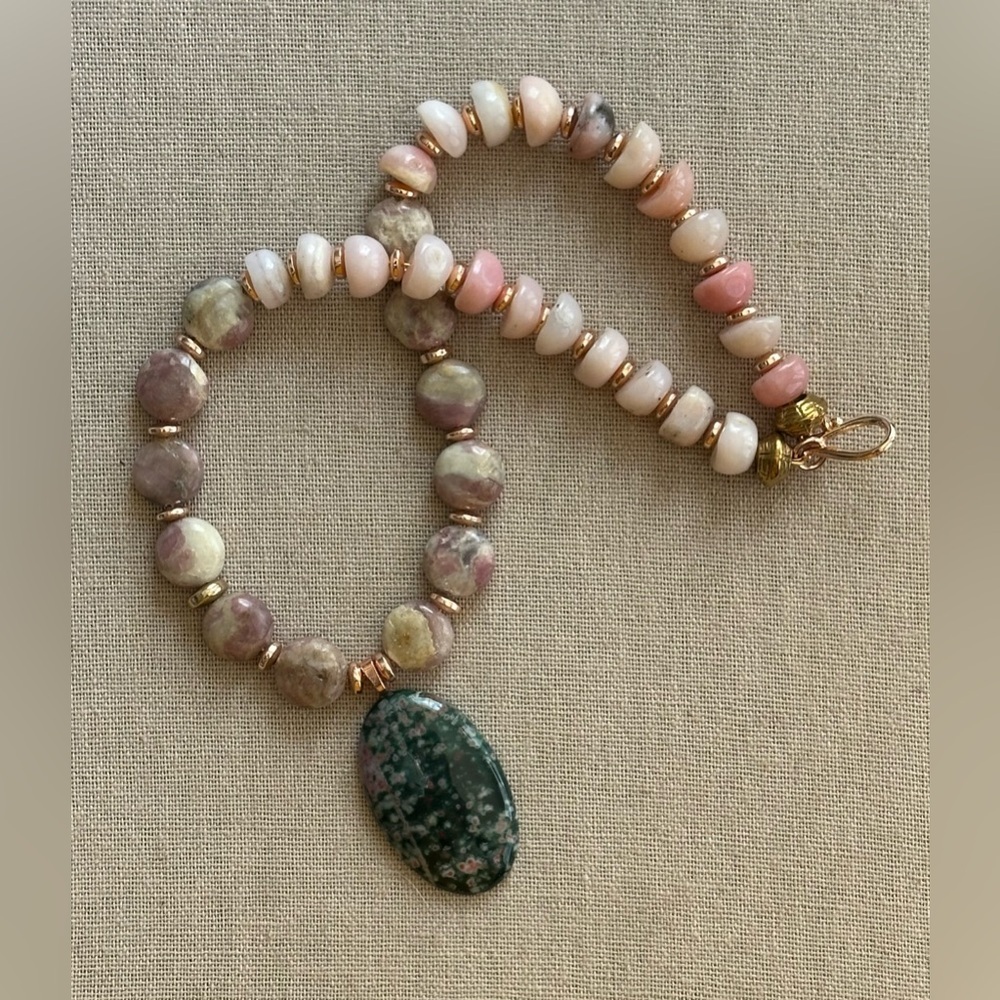 18-1/2 inch Peruvian Pink Opal bead necklace NWOT